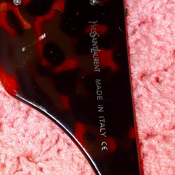 designer logo frames - Picture 3 of 11